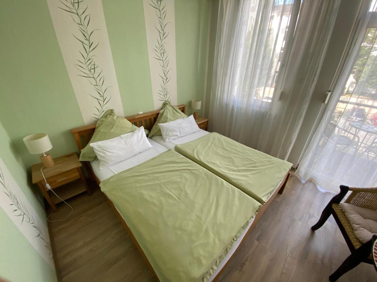 Pension Auszeit Бад-Нойенар-Арвайлер Экстерьер фото